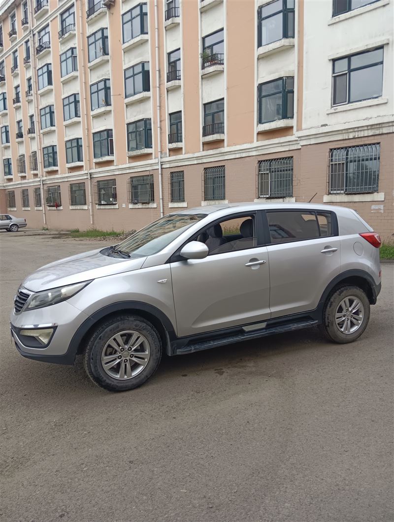 11年起亞智跑手動高配原值13萬