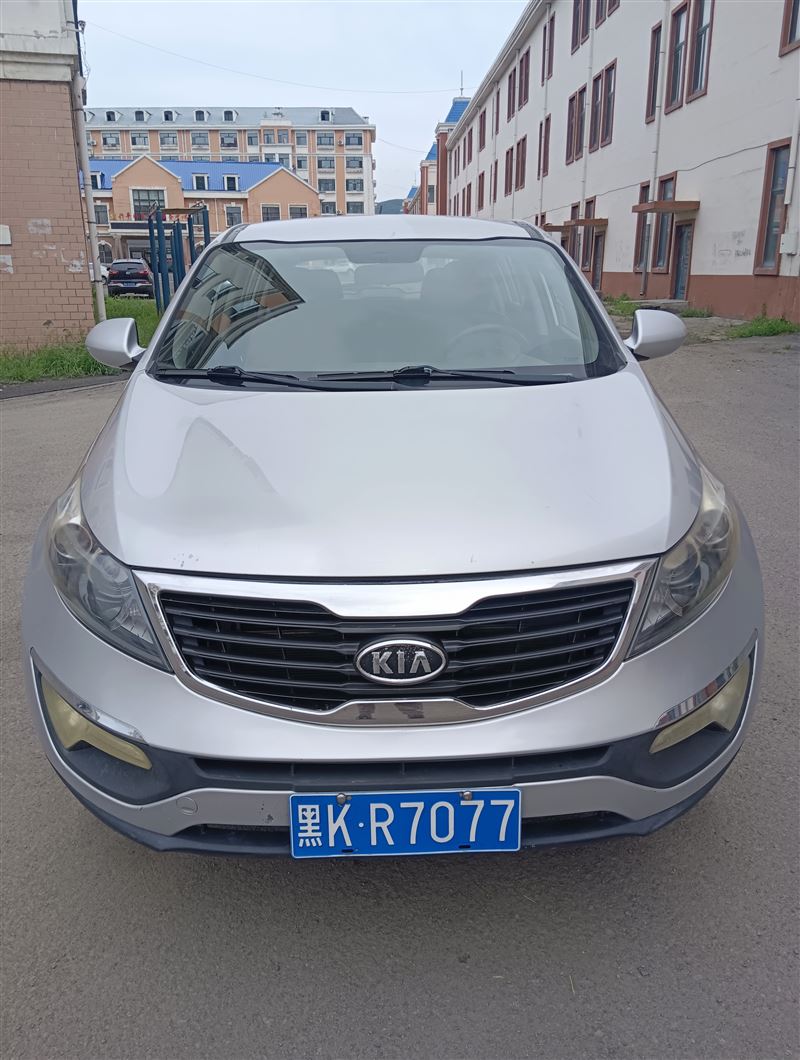 11年起亞智跑手動高配原值13萬