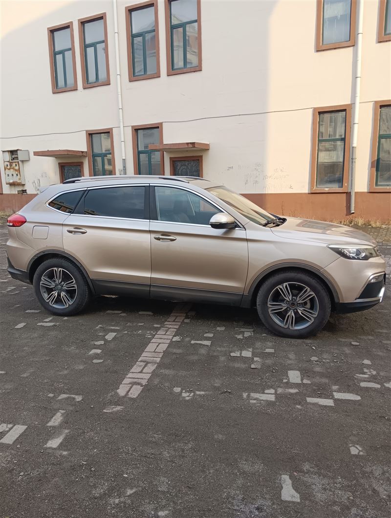 16年獵豹cs10手動(dòng)高配原值12萬